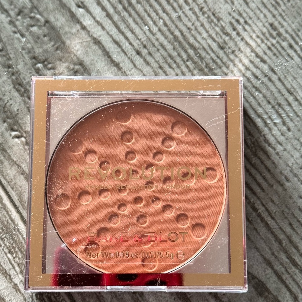Revolution Bronze Face Powder